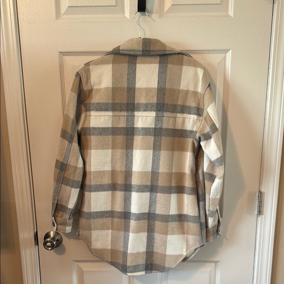 Plaid Button-Up Shacket - Picture 3 of 4
